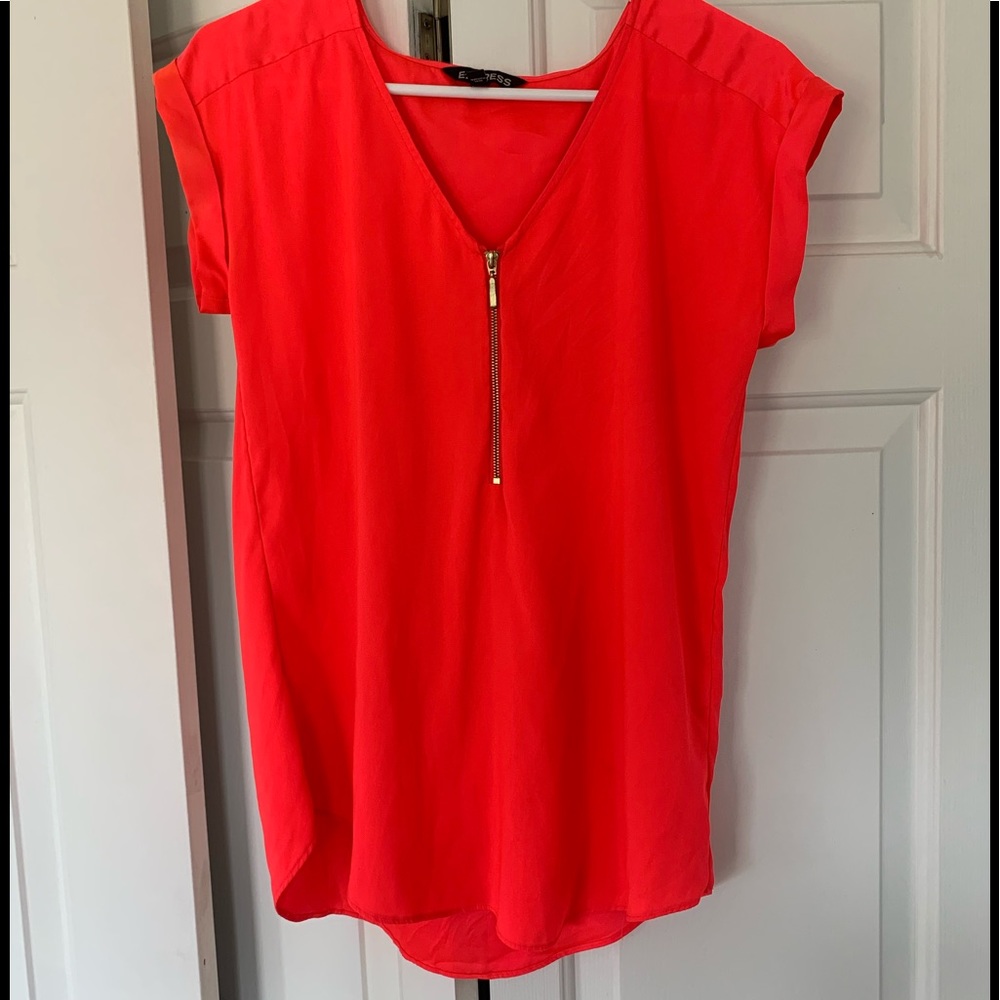 Express neon pink top size small